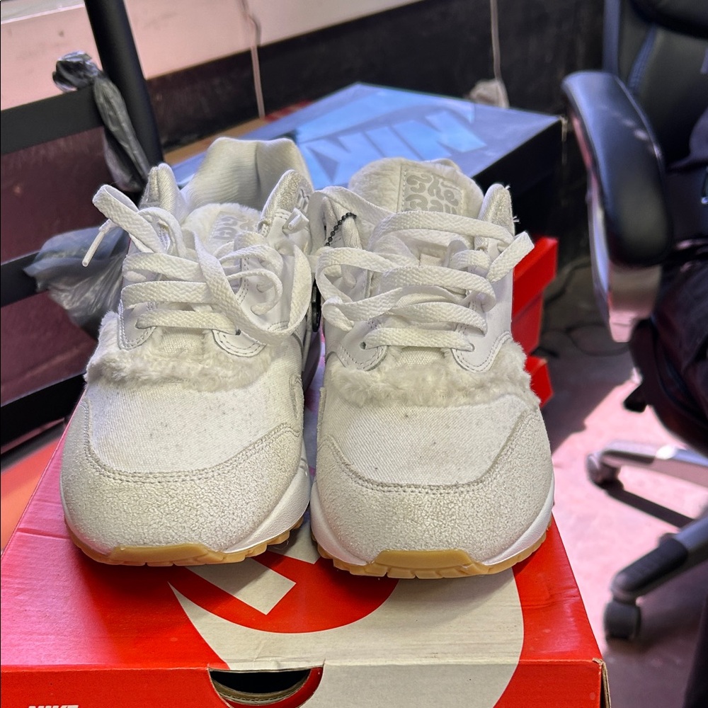 Nike White Athletic Shoes with Cream Accents